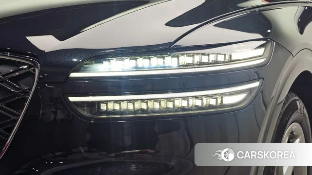 Genesis GV70 id 4681707 из Кореи 14