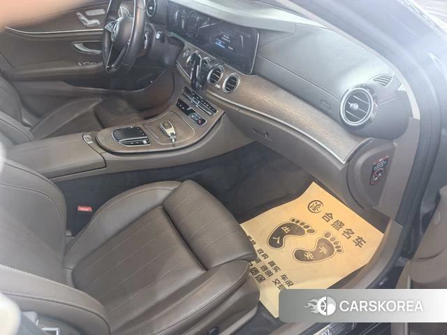 Mercedes-Benz E-class id 4263739 из Китая 14
