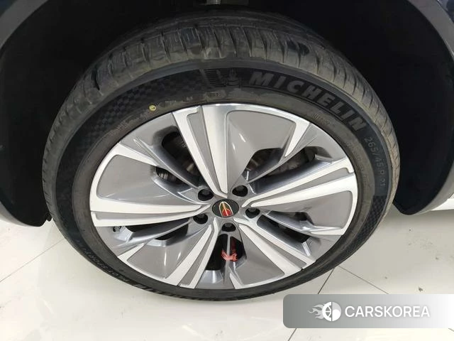 Red flag E-HS9 id 3920463 из Китая 14