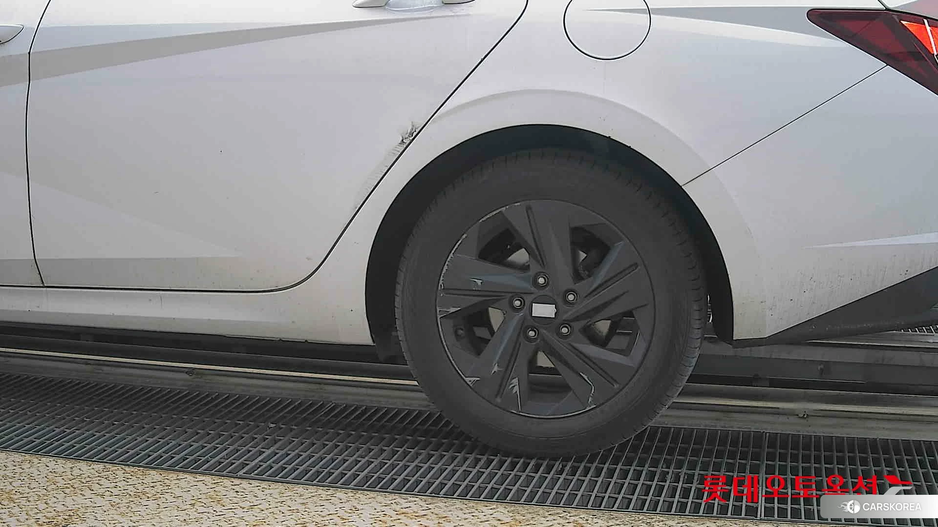 Hyundai Avante id 4289348 из Кореи 14