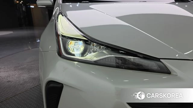 Toyota Prius 4th Generation id 4323063 из Кореи 14