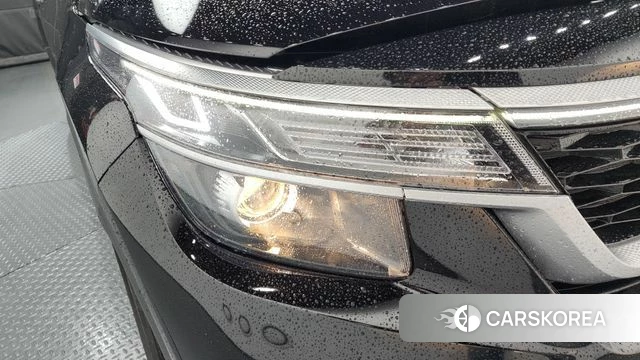 Kia Seltos id 4303940 из Кореи 14
