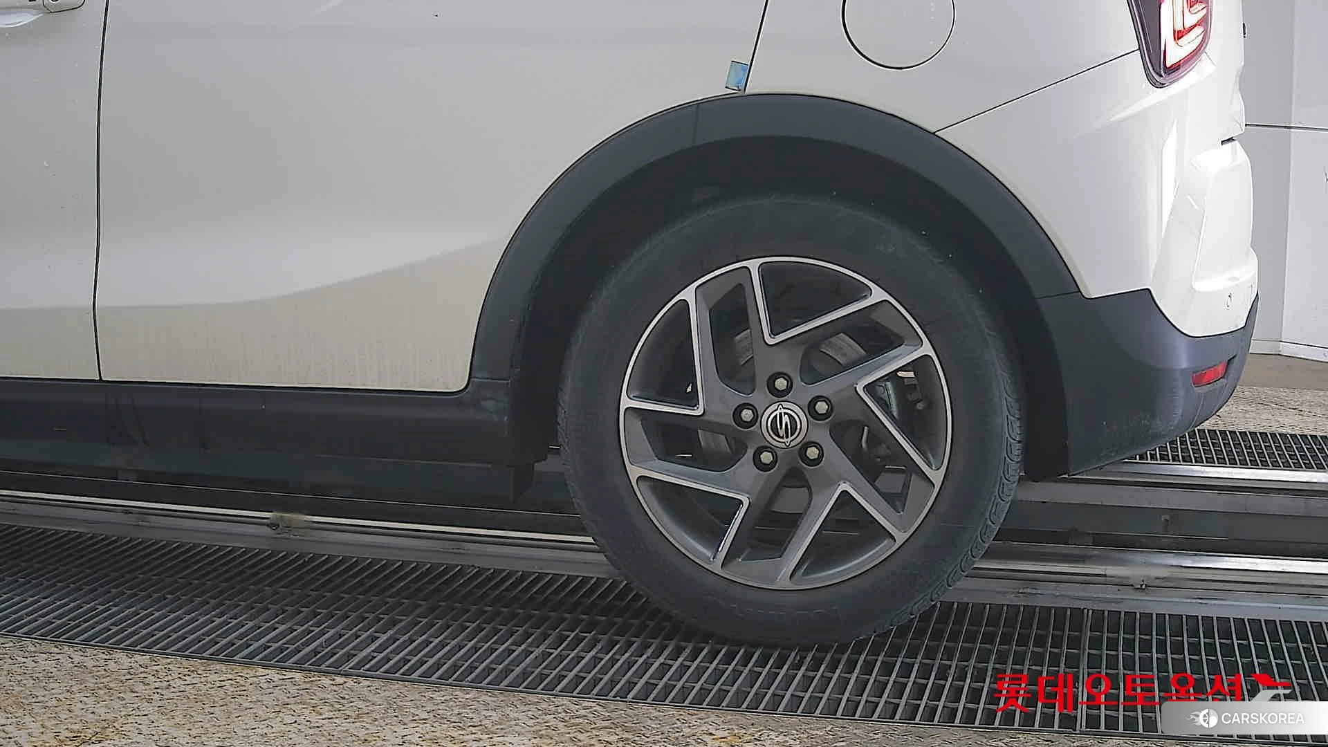 SsangYong Tivoli id 3869462 из Кореи 14