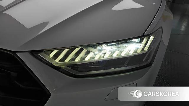 Audi A7 (4K) id 4475996 из Кореи 14
