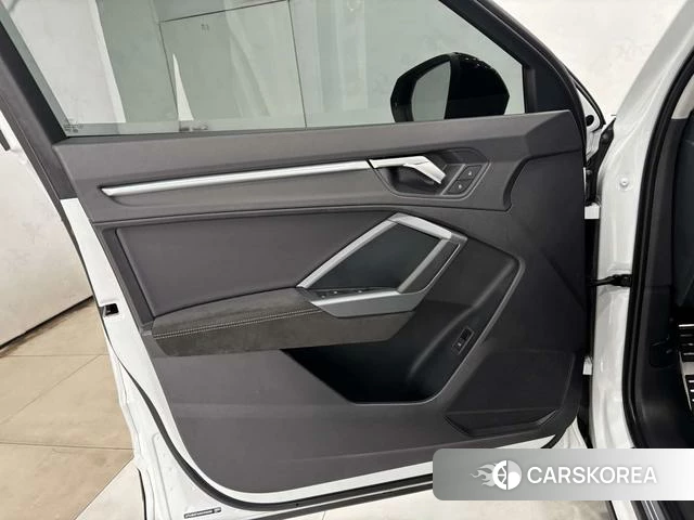 Audi Q3 Sportback id 4261456 из Китая 14