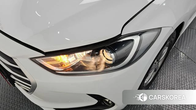Hyundai Avante AD id 4390589 из Кореи 14