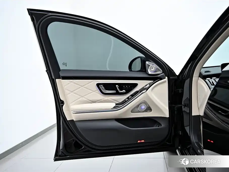 Mercedes-Benz Maybach S-Class id 4548138 из Китая 14