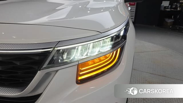 Kia Seltos id 4317477 из Кореи 14