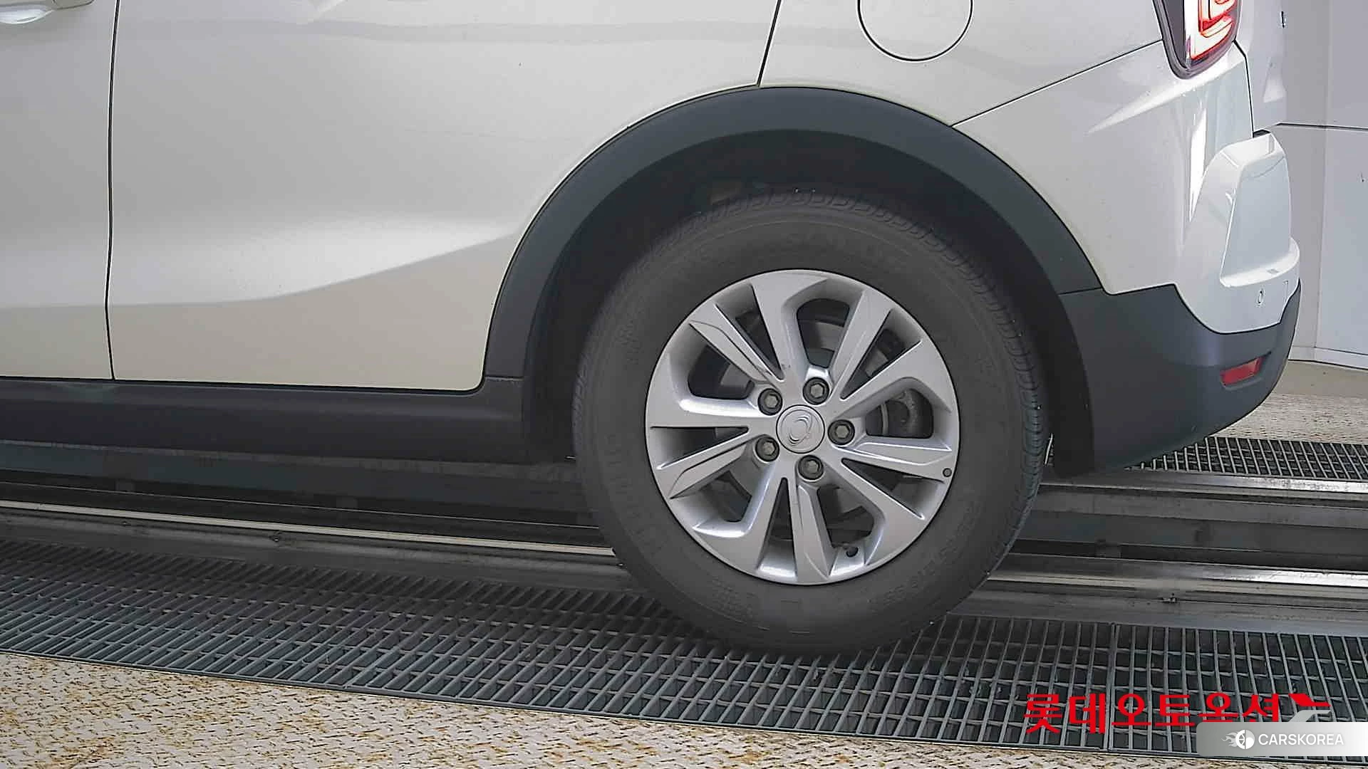 SsangYong Tivoli id 4419042 из Кореи 14