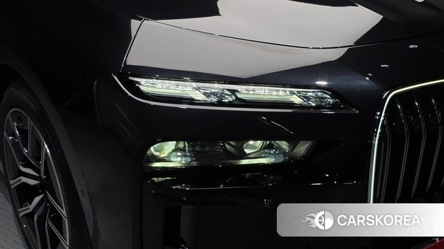 BMW 7 Series (G70) id 4516039 из Кореи 14