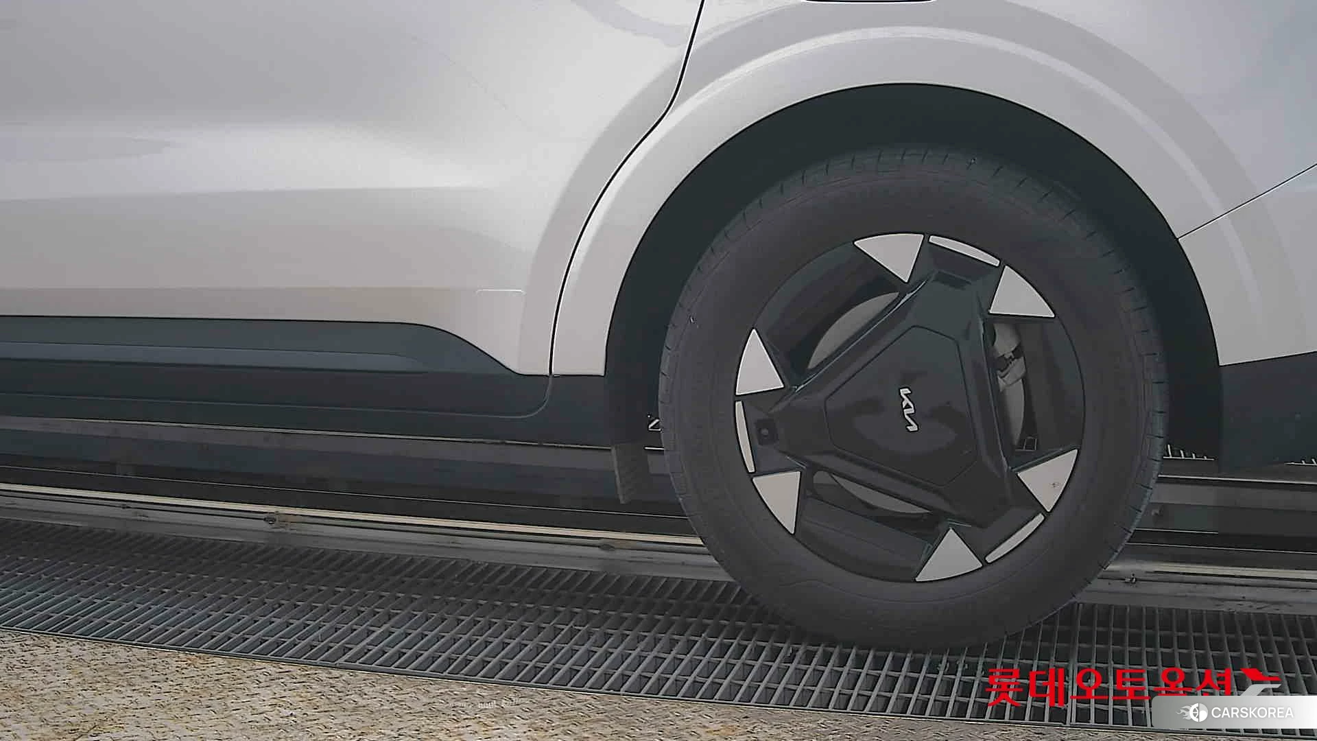 Kia Carnival Hybrid id 3882127 из Кореи 14