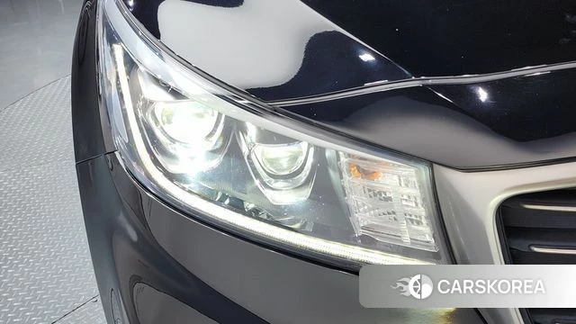 Kia The New Carnival id 4490734 из Кореи 14