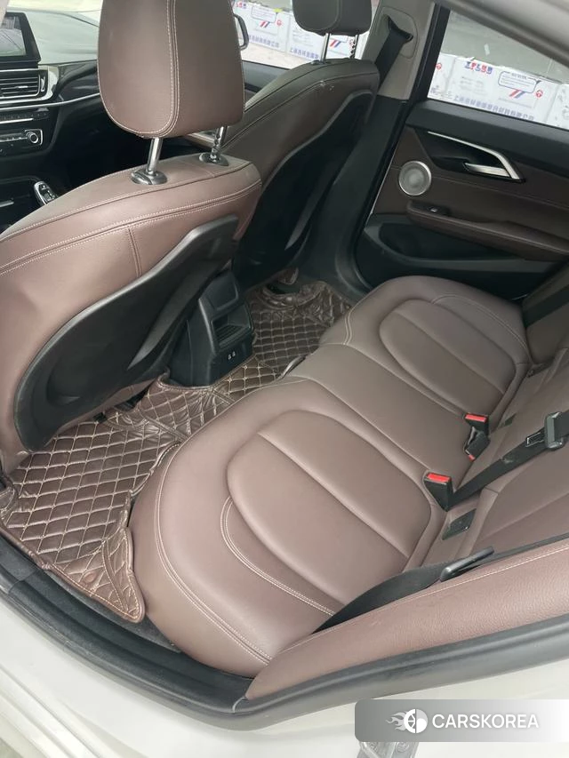BMW 1 series id 4260570 из Китая 14