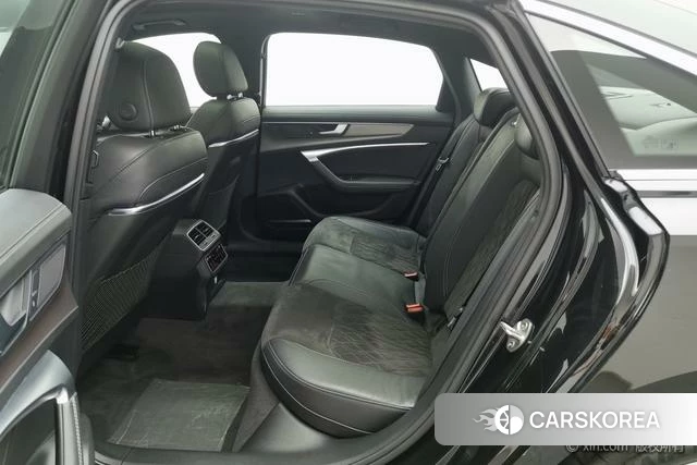Audi A6L id 4210634 из Китая 14