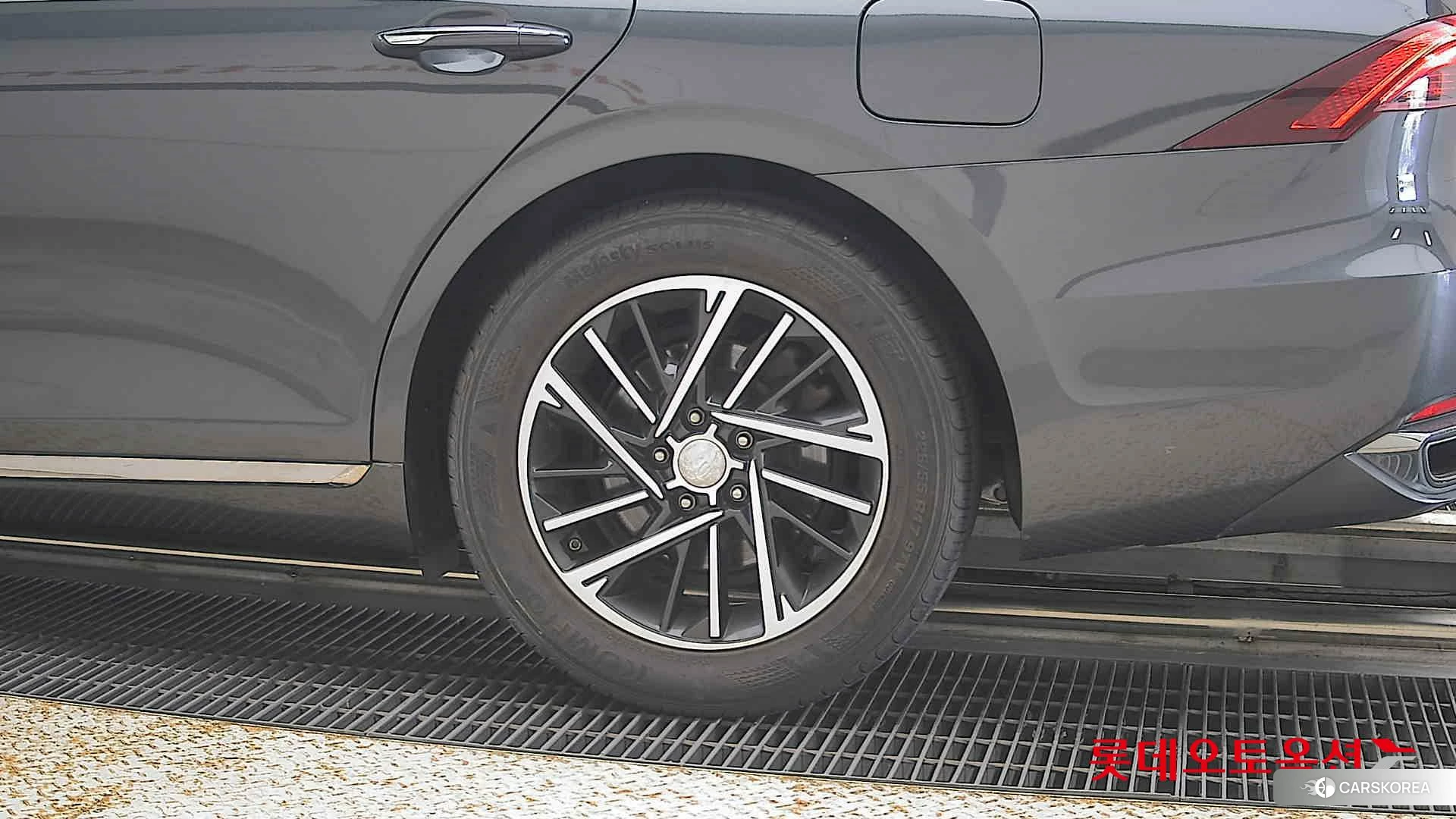 Hyundai Grandeur id 4679280 из Кореи 14
