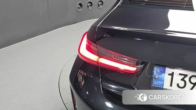 BMW 3 Series (G20) id 4591309 из Кореи 14