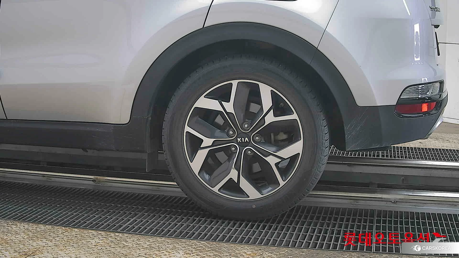 Kia Sportage id 3875720 из Кореи 14