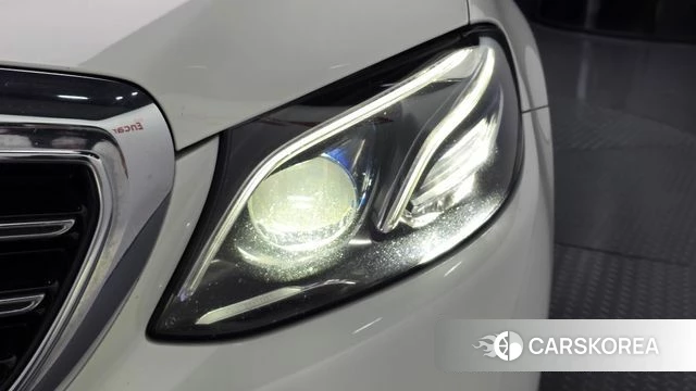 Mercedes-Benz E-Class W213 id 4595536 из Кореи 14