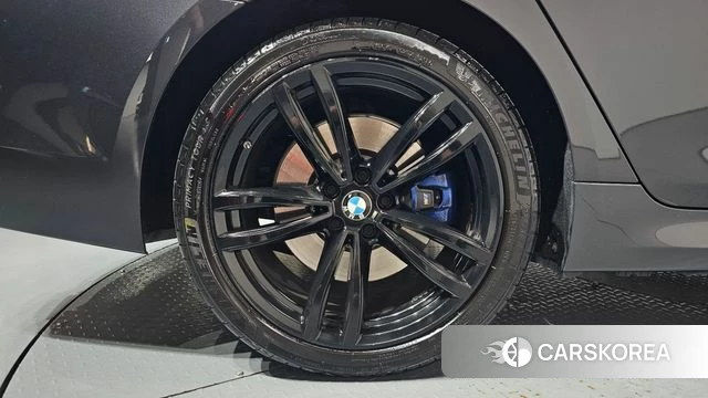 BMW 5 Series (G30) id 4836597 из Кореи 14