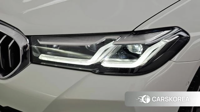 BMW 5 Series (G30) id 4636686 из Кореи 14