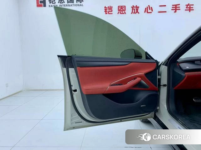 Xiaomi Car Xiaomi SU7 id 3993364 из Китая 14