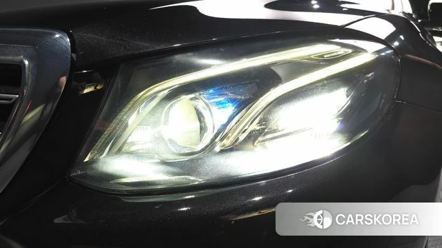 Mercedes-Benz E-Class W213 id 4849416 из Кореи 14