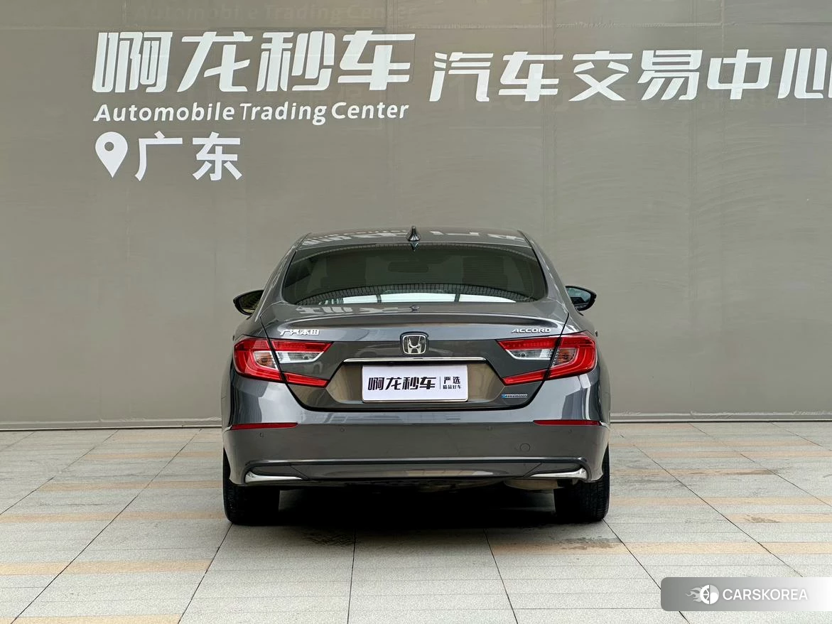 Honda Accord id 4413185 из Китая 14