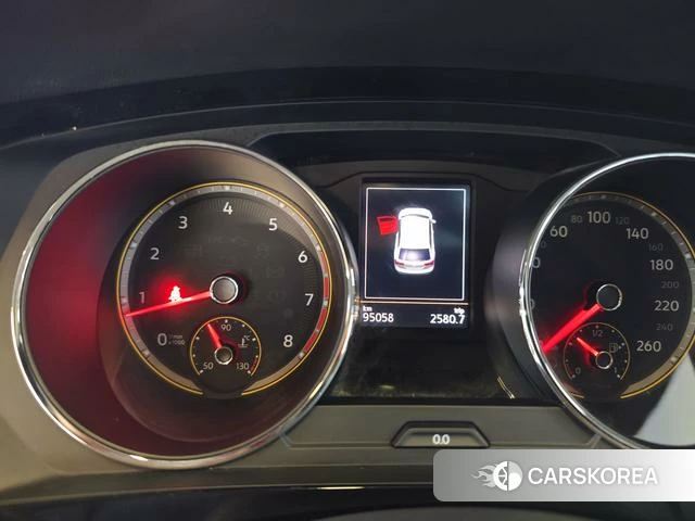 Volkswagen Tiguan L id 4213714 из Китая 14