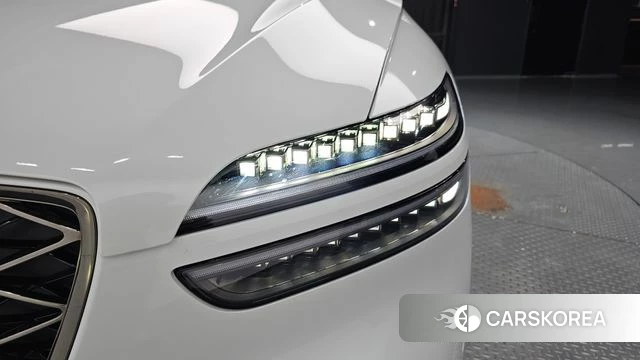 Genesis GV70 id 4353906 из Кореи 14