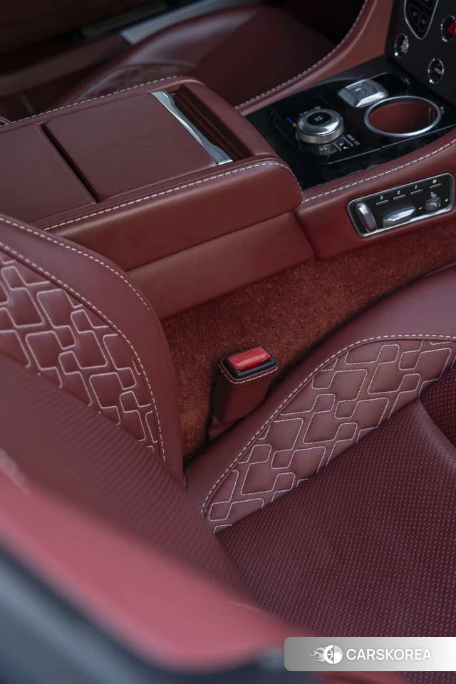 Aston Martin Rapide id 4238915 из Китая 14