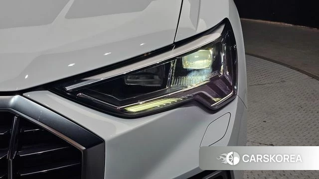 Audi Q3 (F3) id 4506085 из Кореи 14