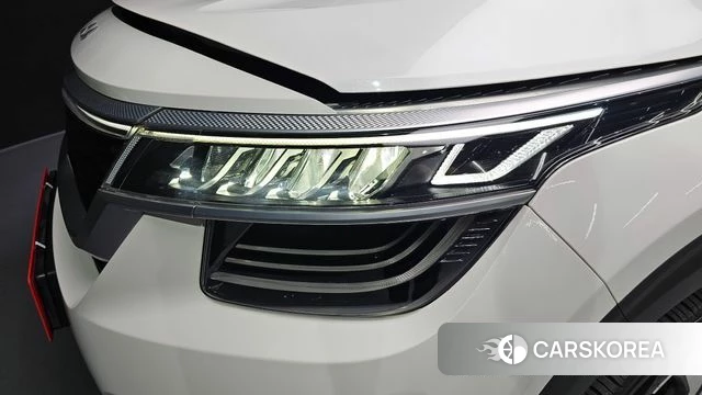 Kia Seltos id 4556236 из Кореи 14