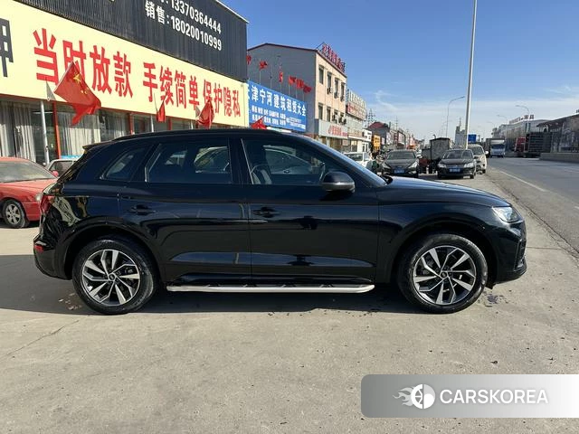 Audi Q5L id 4273311 из Китая 14