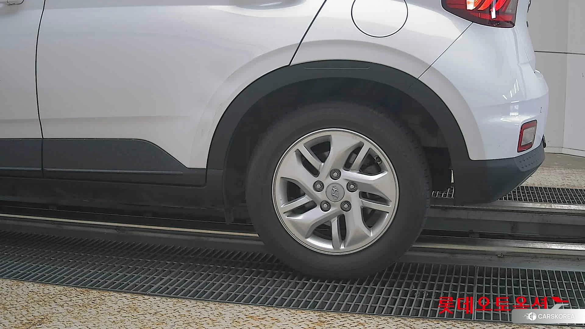 Hyundai Venue id 4669058 из Кореи 14