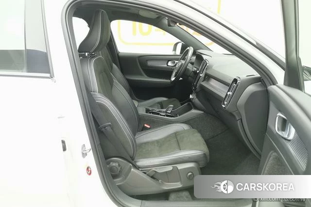 Volvo XC40 id 4254339 из Китая 14