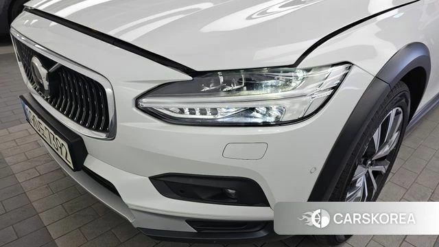 Volvo V90 Cross-Country id 4423498 из Кореи 14