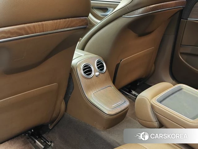 Mercedes-Benz E-class id 4277166 из Китая 14