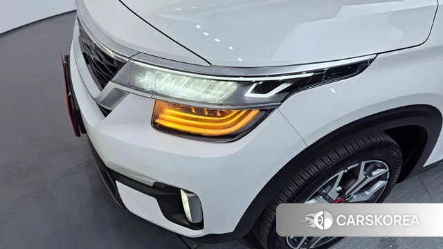 Kia Seltos id 4283668 из Кореи 14