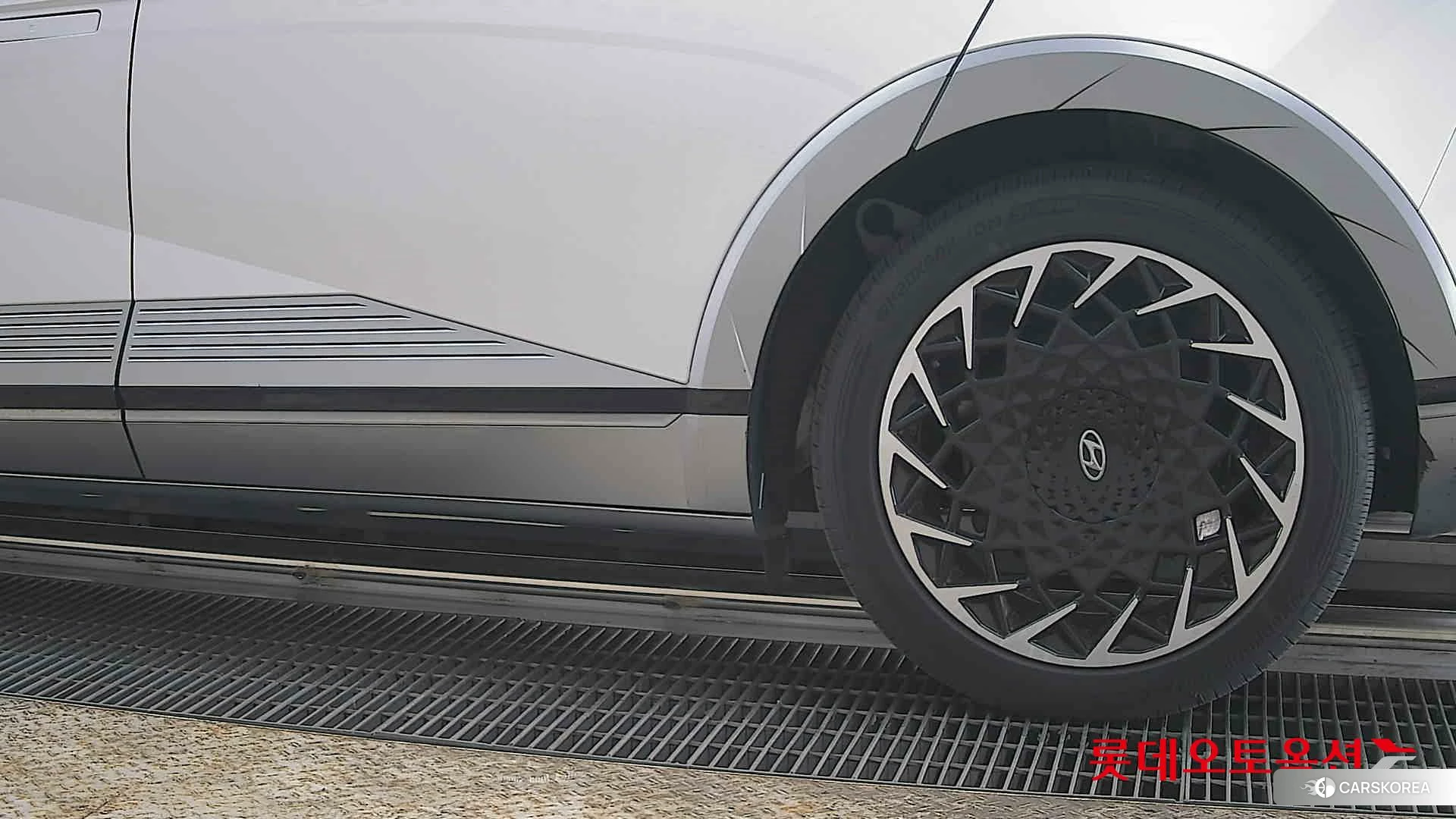 Hyundai IONIQ 5 id 3882070 из Кореи 14