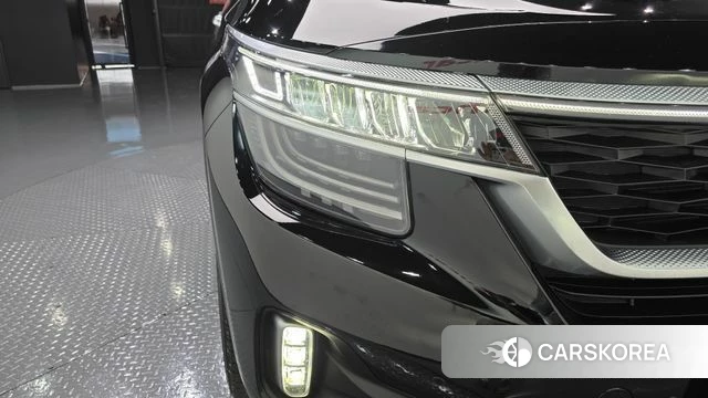 Kia Seltos id 4390139 из Кореи 14