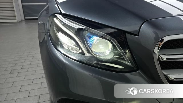 Mercedes-Benz E-Class W213 id 4742089 из Кореи 14