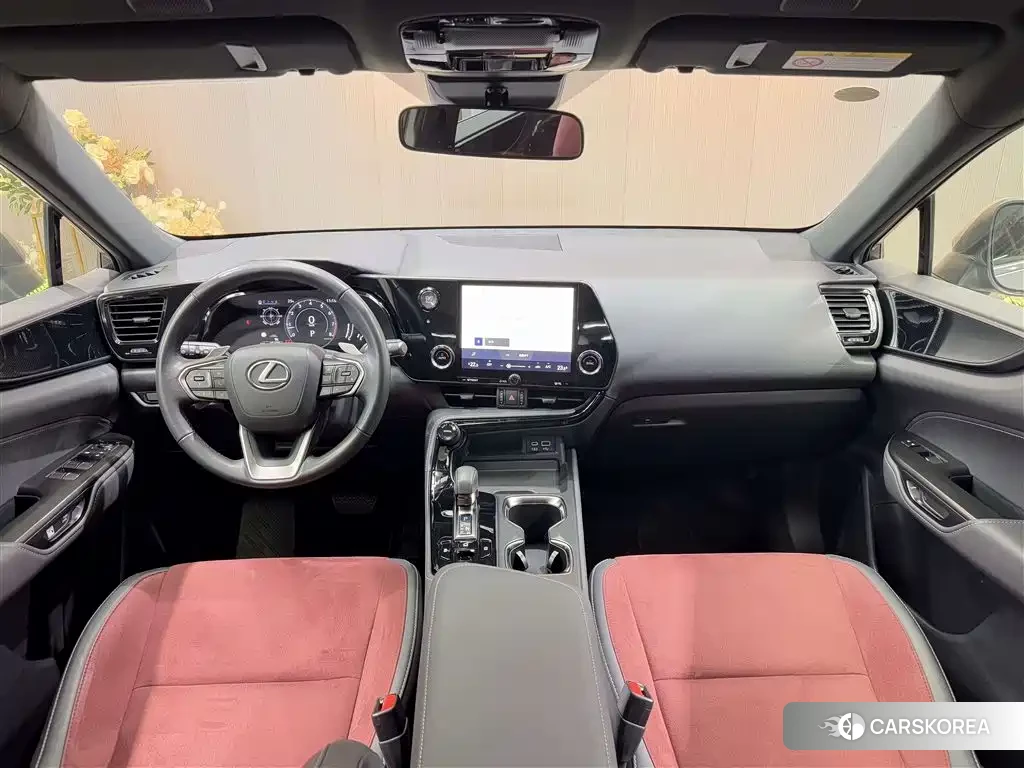 Lexus NX id 4628303 из Китая 14