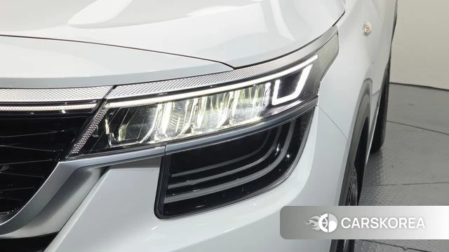 Kia Seltos id 4609081 из Кореи 14