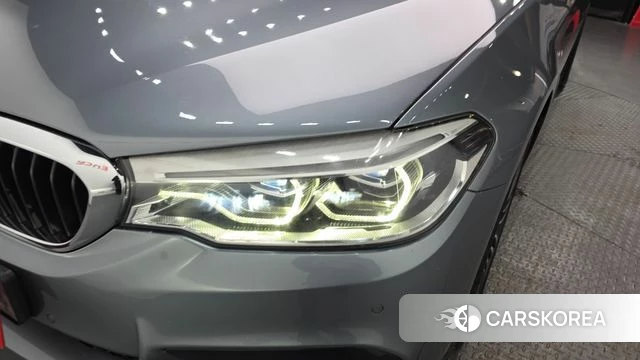 BMW 5 Series (G30) id 4310903 из Кореи 14