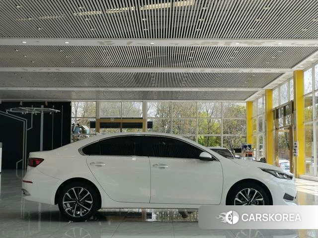 Kia K3 id 4289979 из Китая 14