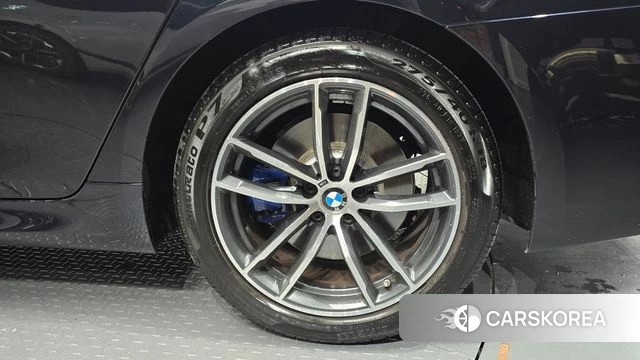 BMW 5 Series (G30) id 4711326 из Кореи 14