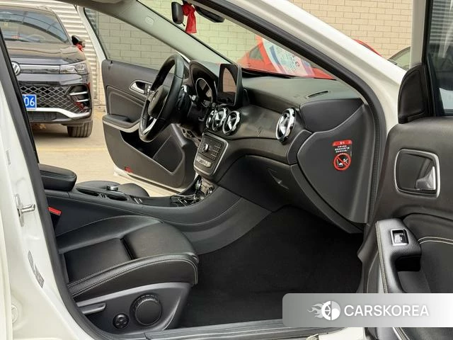 Mercedes-Benz GLA id 4254245 из Китая 14