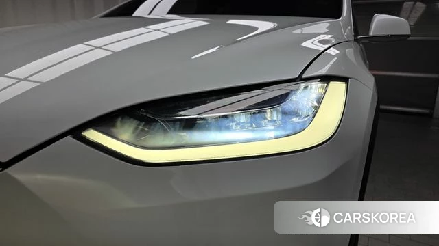 Tesla Model X id 4476573 из Кореи 14