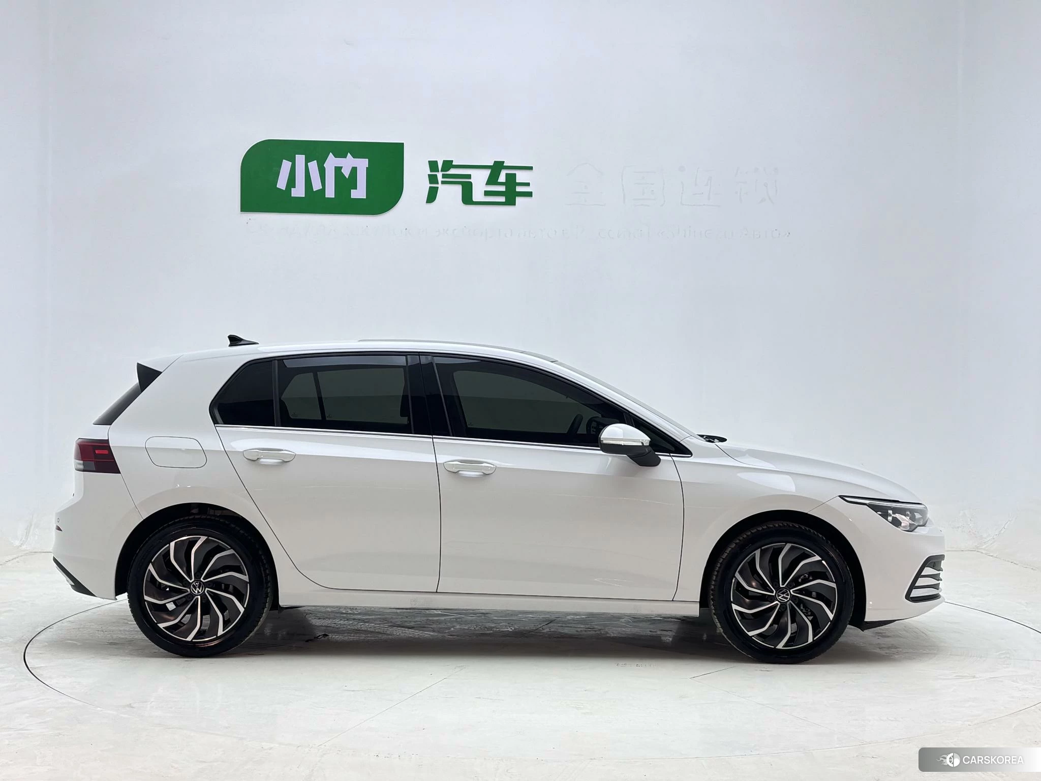 Volkswagen Golf id 4413214 из Китая 14