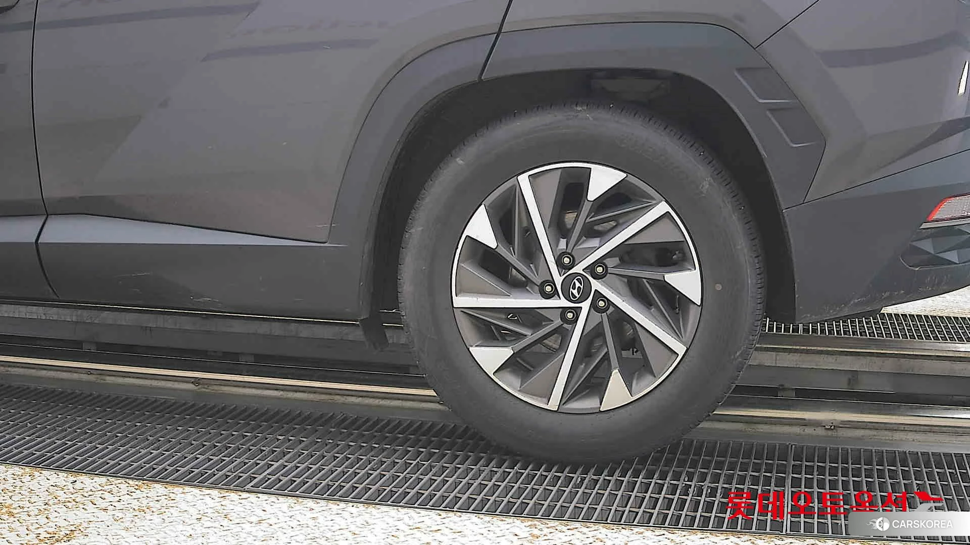 Hyundai Tucson id 4504396 из Кореи 14